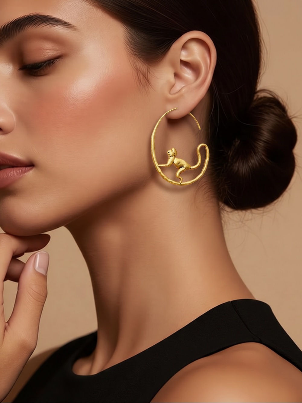 ❌PRICE DROP ❌BNWT TORI BURCH GOLD MONKEY CALL of the WILD EARRINGS.